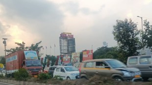 traffic jam in Khambataki ghat and tunnel