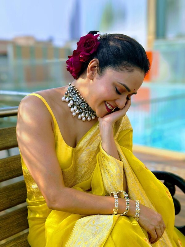 Amruta Khanvilkar Yellow Saree