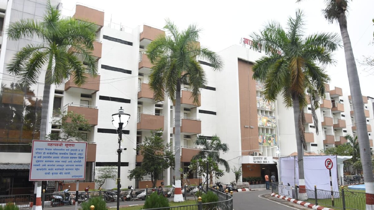 Arrangement of stay at the MLA residence here for the members of the Legislative Assembly and Legislative Council coming for the session