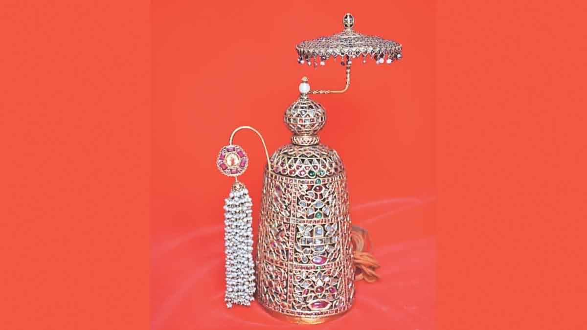 tulja bhavani ancient gold crown