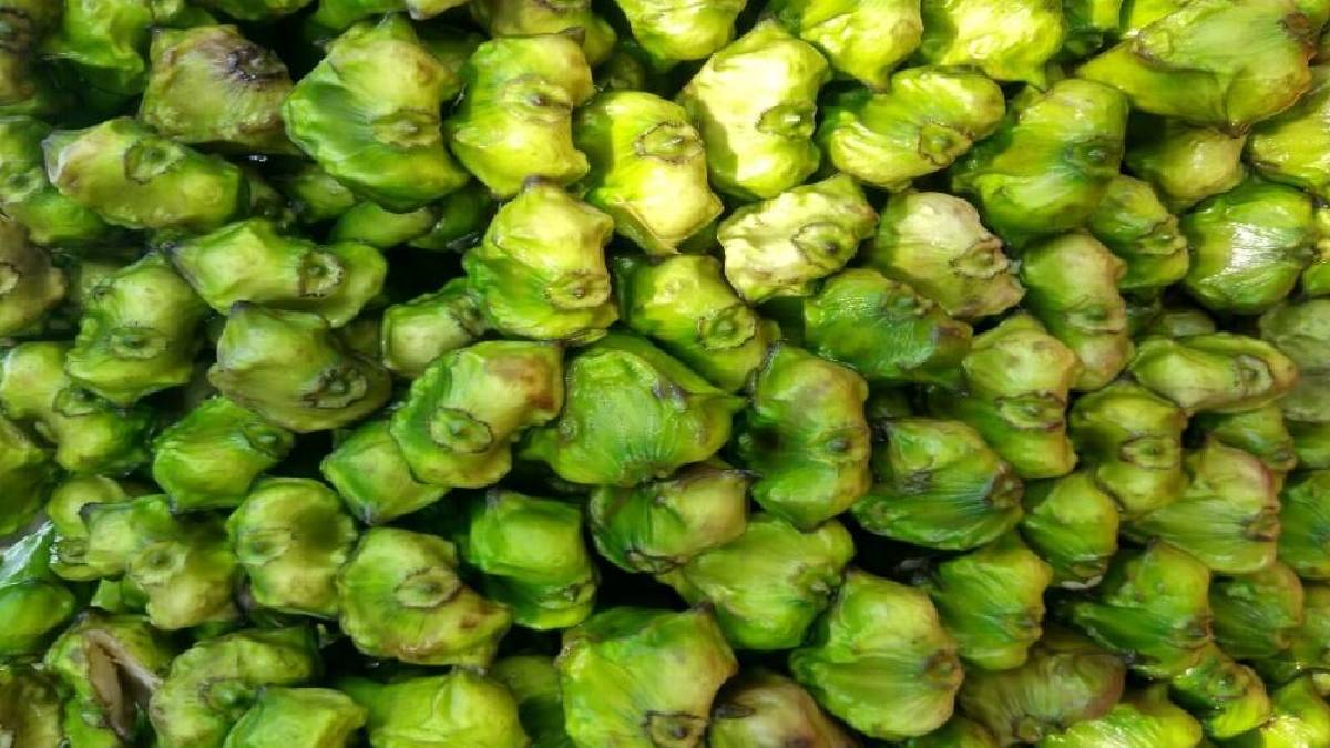 water chestnut boiling hack know how to boil singhara at home