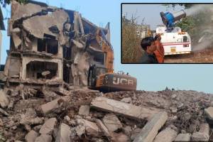 illegal building demolished at Dwarli