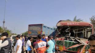 Palghar district, manor vikramgad road, Dumper, ST bus, road acident