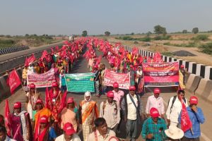 Satyashodak Morcha marched from Nandurbar to Dhule