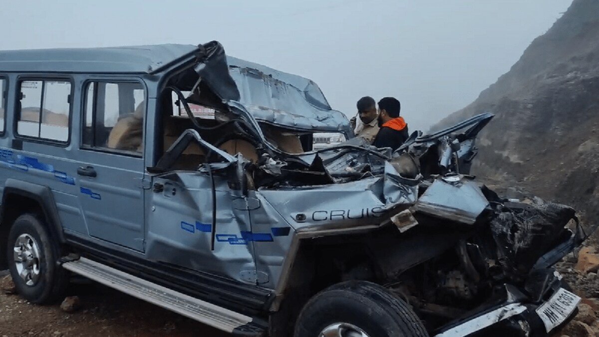 accident on the Pune Nashik highway