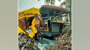 Accident goods vehicle st bus chikhli buldhana
