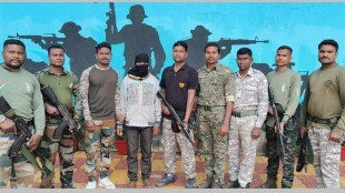 naxalite arrest latest news in marathi, naxalite carrying rupees 2 lakhs reward arrested
