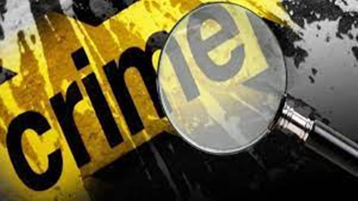nerul bus stop news in marathi, attack on a young girl, accused arrested