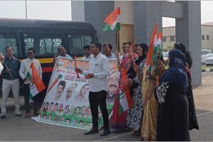 uran congress protest news in marathi, uran kharkopar railway line news in marathi