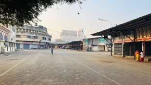 marketyard closed by mathadi workers news in marathi, mathadi workers pune bandh news