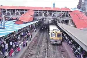 platform number of dadar railway station renumbered