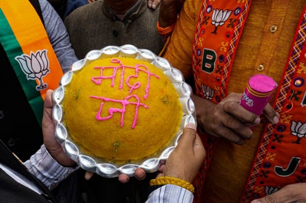 भाजपने राजस्थान आणि छत्तीसगडमध्येही चांगली कामगिरी केली, तर काँग्रेसने तेलंगणात आघाडी घेतली, असे निवडणूक आयोगाने म्हटले आहे. (पीटीआय फोटो)