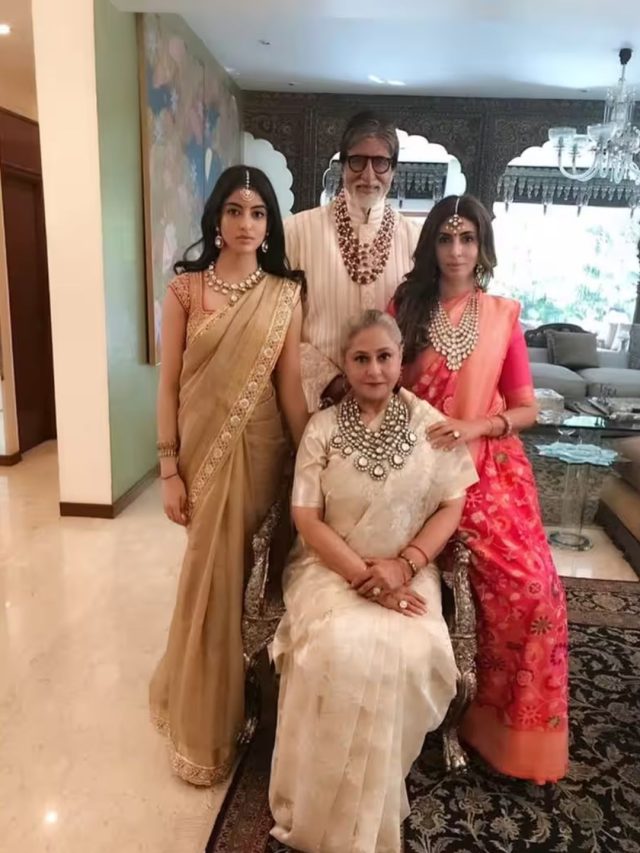 Bachchan Family | Bachchan Family News | Bachchan Family Secret | Aishwarya rai never replies on whatsapp group