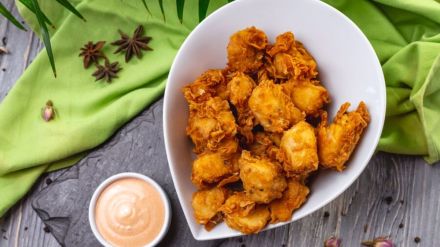 make oil free pakoras at home
