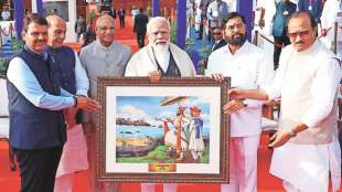 navy day celebrated at sindhudurg sea fort in presence of pm narendra modi