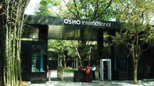 maharashtra government denied permission for sale of plots in osho ashram