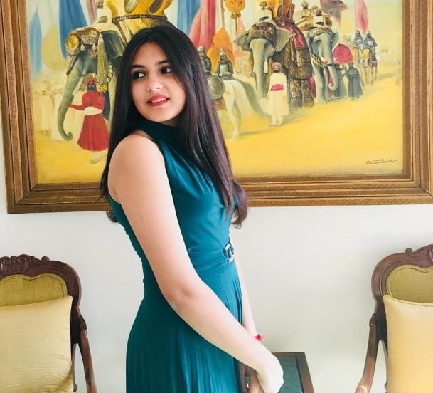 अभिनयासोबतच सुहानीला गाण्याची आणि नृत्याची आवड आहे.