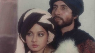 Amitabh Bachchan showered full truck roses on Sridevi