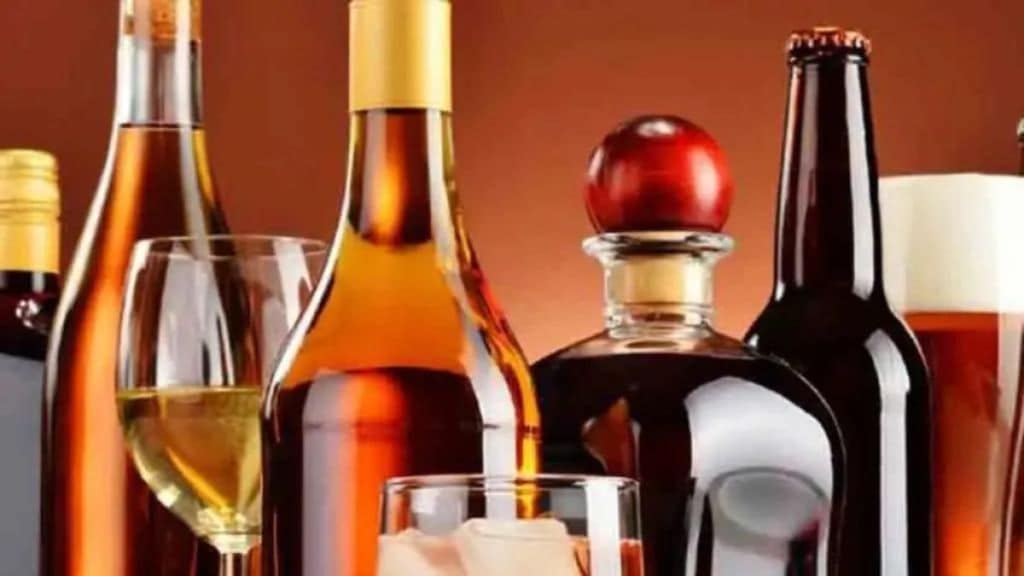 Liquor worth Rs 1 crore seized which is bring from Goa on Mumbai-Bangalore bypass route