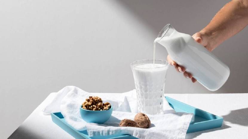 Six Health Benefits Of Goat Milk Its Easy To Digest As Compared To Cow Milk