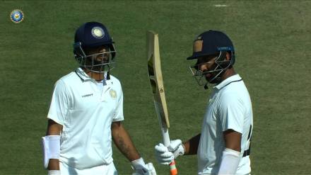 Saurashtra vs Jharkhand Match Updates in marathi