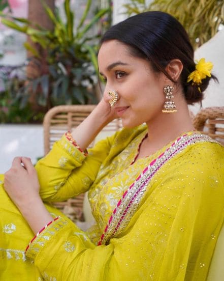 Shraddha Kapoor Marathi look 11