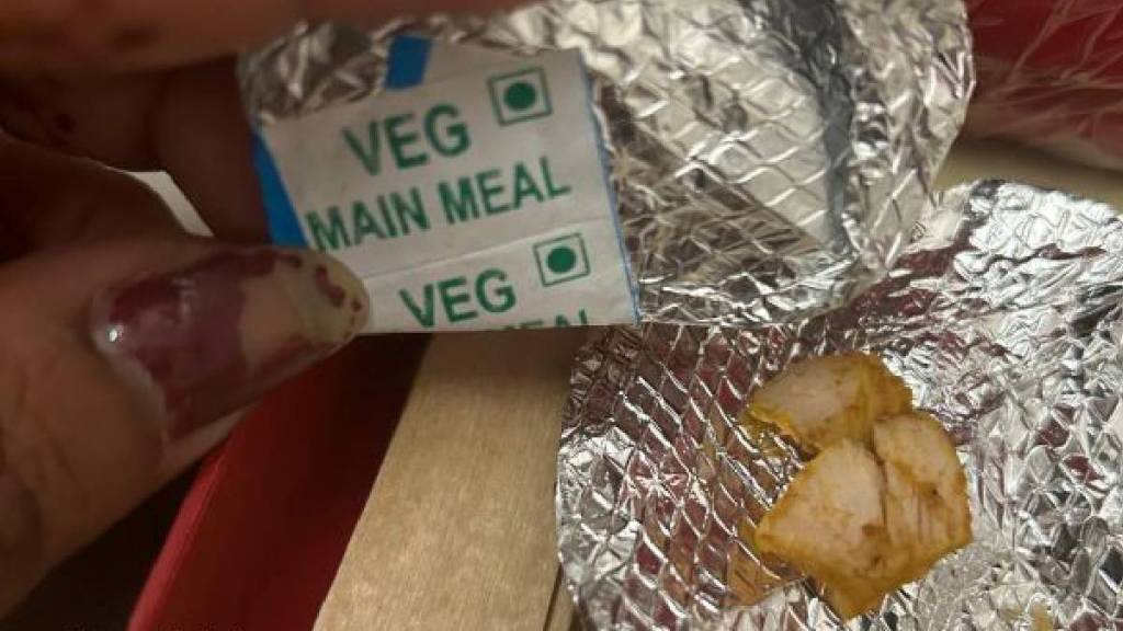 The non-veg portion in my veg meal came first, followed by the delay Said Veera Jain
