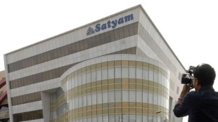 Ramalinga Raju satyam scam, india's biggest corporate scam company law it sector accountant cbi sebi