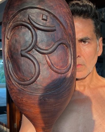 artists-gave-huge-donation-for-the-construction-of-Ram-temple-in-ayodhya