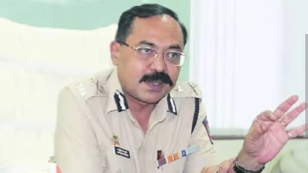 New Police Commissioner ashutosh Dumbre strictness reviews the behavior of the citizens police station