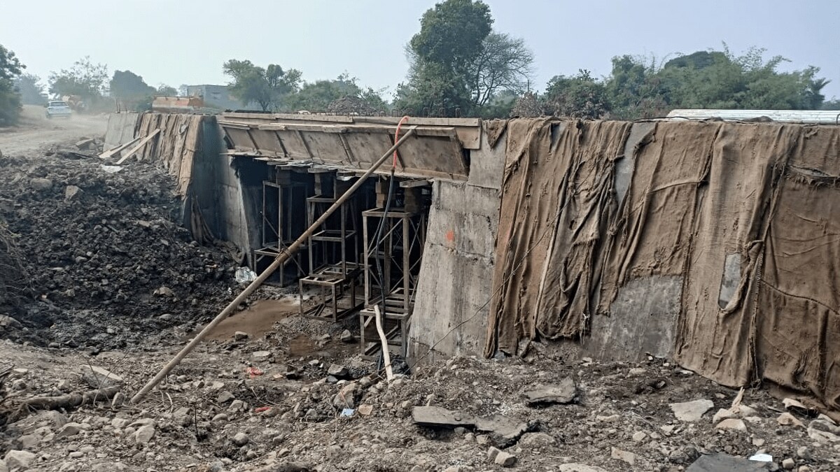 new bridge Nagthana to Jumda washim, bent the night