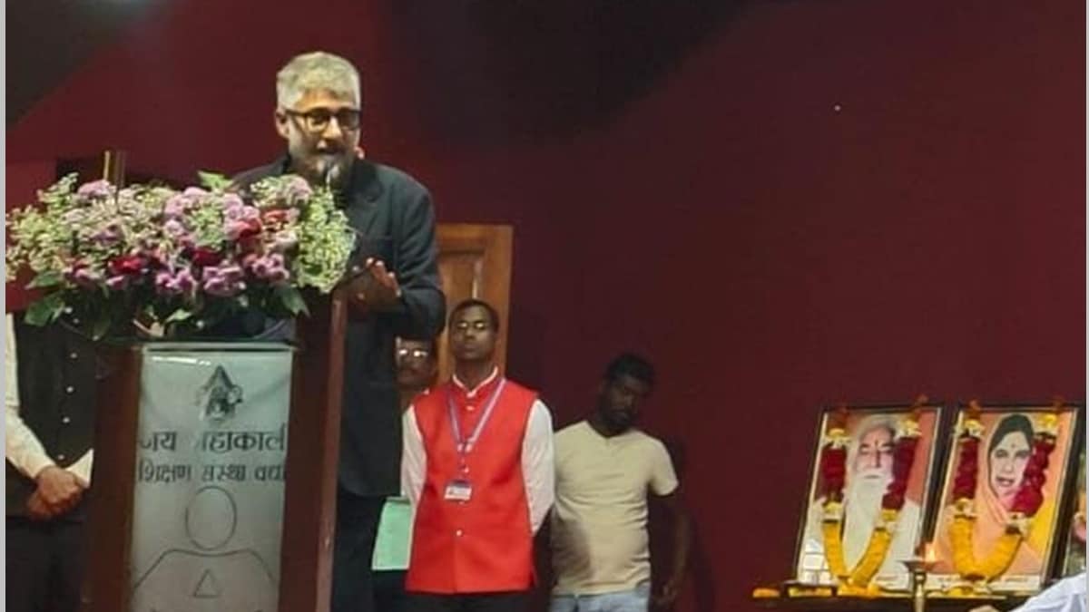 wardha film director vivek agnihotri, vivek agnihotri upcoming movie news in marathi