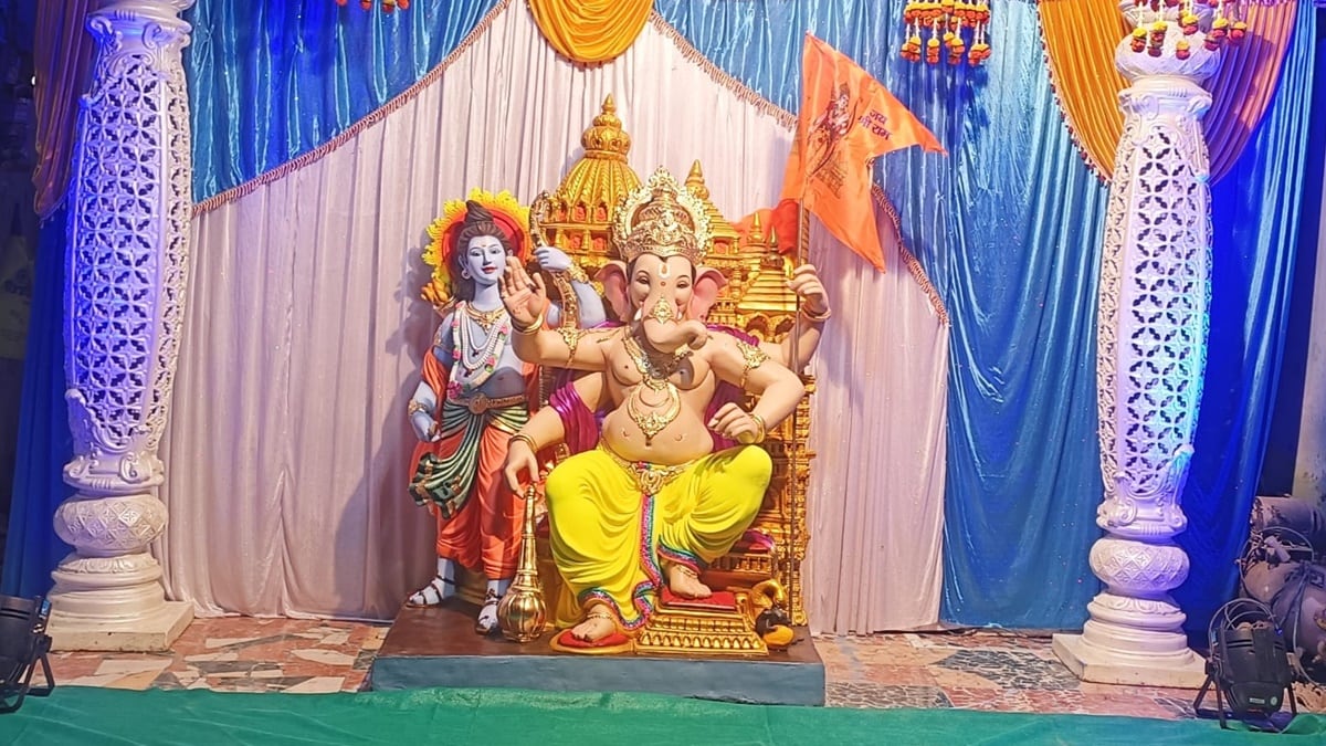 pen ganesh idols marathi news, ganesh shri ram idols pen marathi news