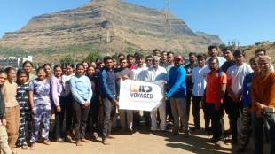 salher fort, cleaning campaign, swachh bharat mission, gujarat , youth, baglan, nashik,