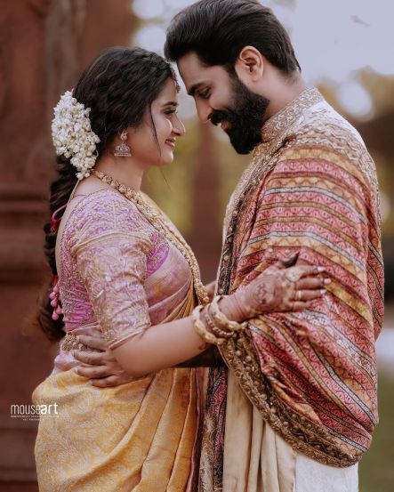 govind padmasoorya married gopika anil