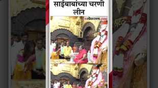 bollywood actress Shilpa Shetty visited Sai baba Temple in Shirdi