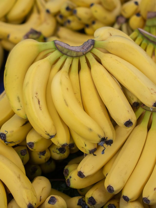 beneficial to eat banana in winter health tips gujarati news