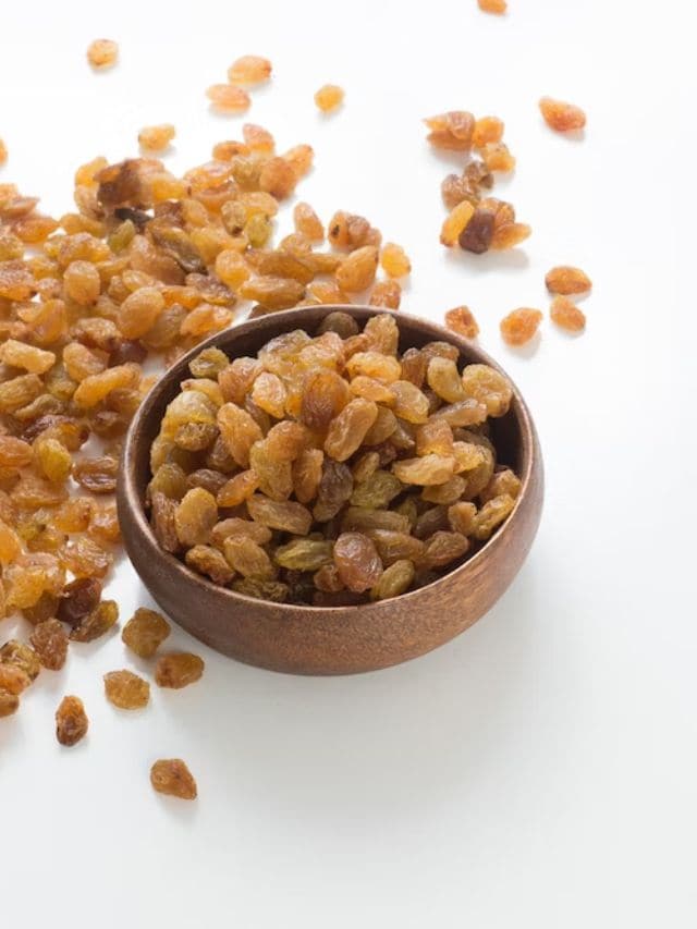 Health Benefits of soaked Raisins health tips Marathi News