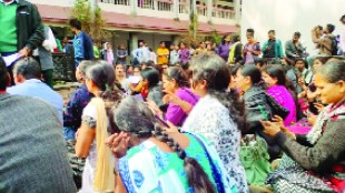 The examinees protested at centers in Chhatrapati Sambhajinagar and Nagpur on the suspicion of paper tearing