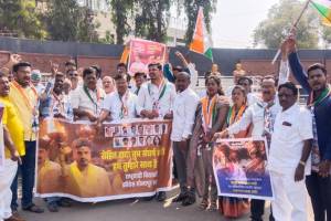 ncp sharad pawar group protests in solapur in support of rohit pawar
