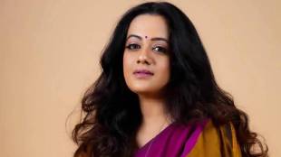 Spruha Joshi shares her opinion about motherhood