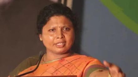 case has been filed against Sushma Andhare in Malegaon complaining of hurting the sentiments of Hindus