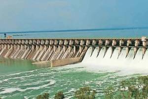 water level in ujani dam drops before five months