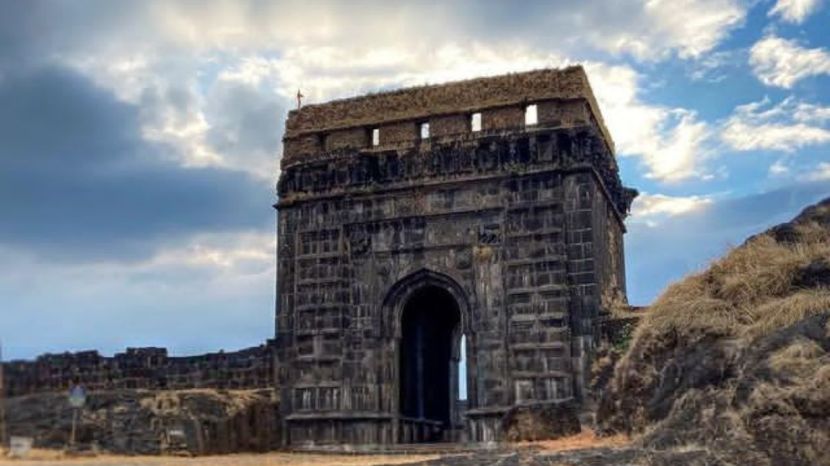 5 best place to visit near pune