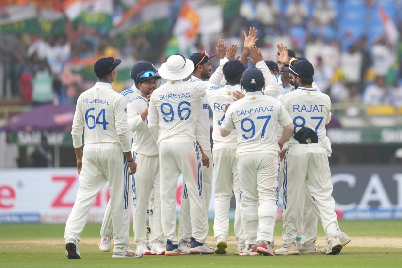 The Indian bowlers wrapped up the innings of the English team on the fourth day itself