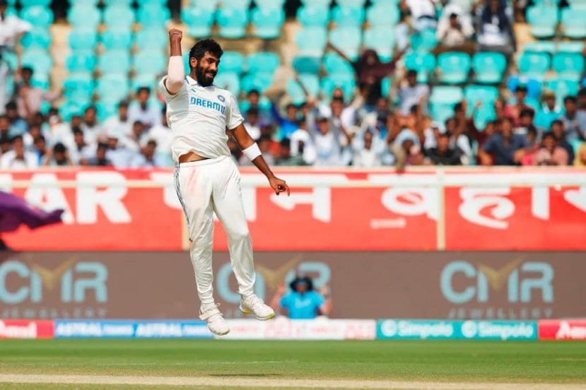 The Indian bowlers wrapped up the innings of the English team on the fourth day itself