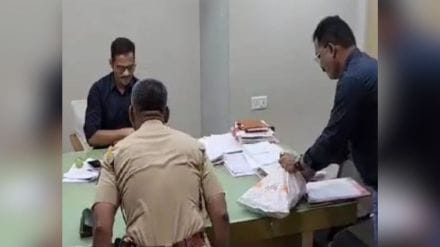Inspection of records in land records office by police in case of arrest of KDMC urban planning staff