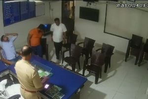 Full CCTV footage of Mahesh Gaikwad attack video goes viral