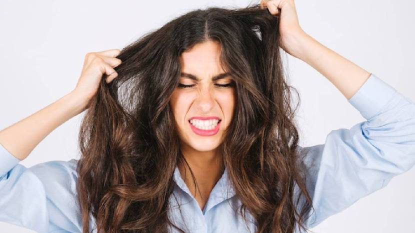 Five Bedtime habits to Follow Every Women for Her healthy hair Must Read This Tips 