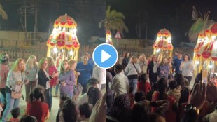 foreign women dance on bhojpuri song in indian desi